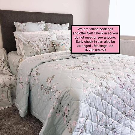 Flat 1 - Entire Modern Studio With En-Suite And Free Parking Close To Qmc, City Centre & Notts Uni ノッティンガム エクステリア 写真