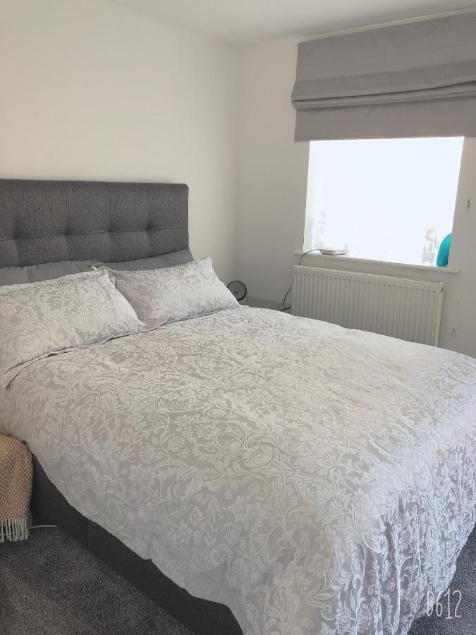 Flat 1 - Entire Modern Studio With En-Suite And Free Parking Close To Qmc, City Centre & Notts Uni ノッティンガム エクステリア 写真
